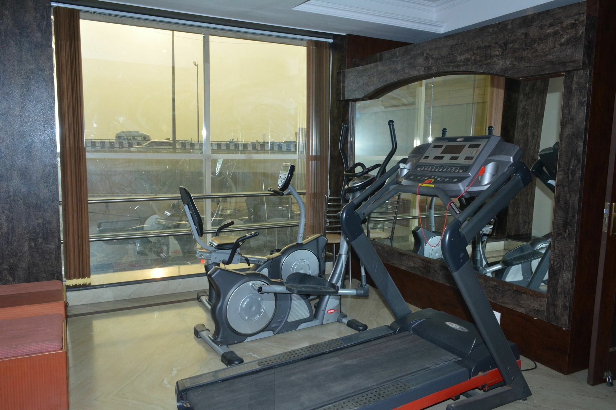 Airport Hotel Vishal Residency Nova Deli Exterior foto